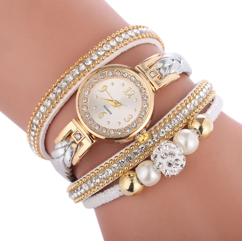 Elevate Your Style with the Sparkling Gem Women's Metal Timepiece - A Chic Digital Dial Quartz Watch for Every Occasion