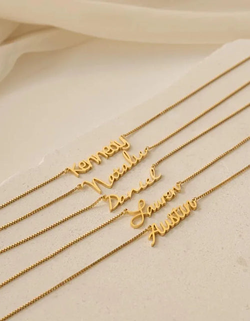 Load image into Gallery viewer, Personalized Gold Nameplate Necklace for Women with Box Chain - Ideal Birthday Gift for Best Friends, Customizable Font Options, 2023
