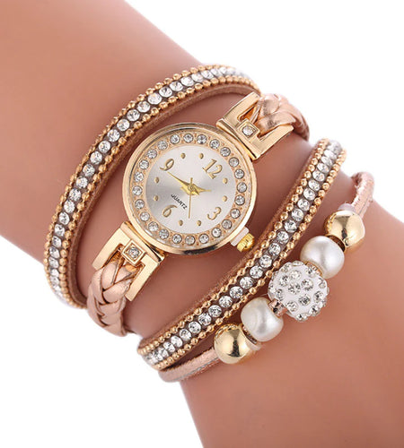 Elevate Your Style with the Sparkling Gem Women's Metal Timepiece - A Chic Digital Dial Quartz Watch for Every Occasion